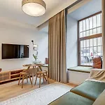 Apartman Domillion 5bdr Modern Urban Fourplex So1f