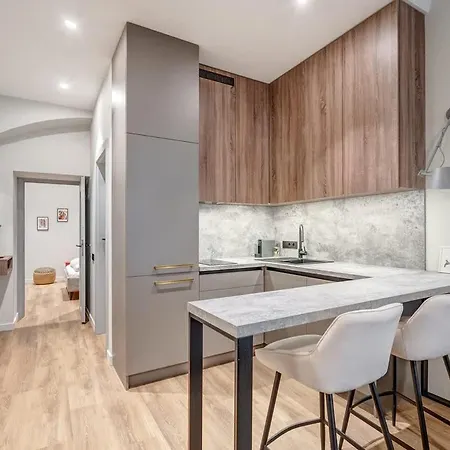 Апартаменты Domillion 5bdr Modern Urban Fourplex So1f *