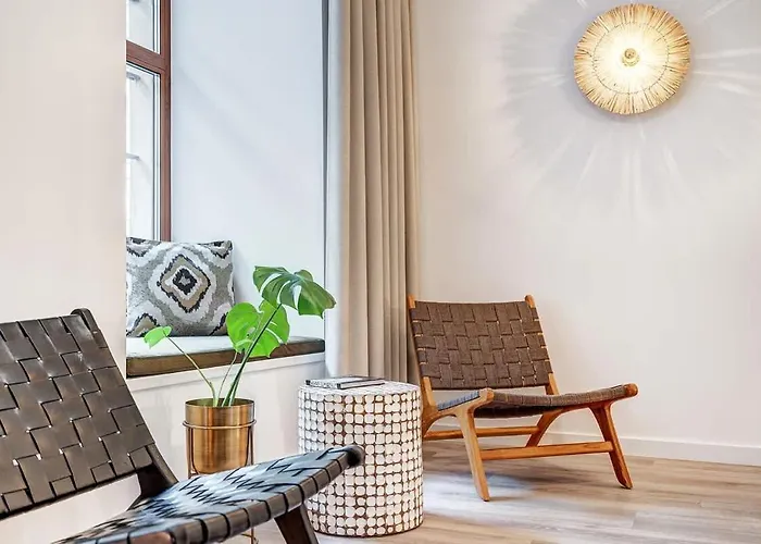 דירה Domillion 5bdr Modern Urban Fourplex So1f *