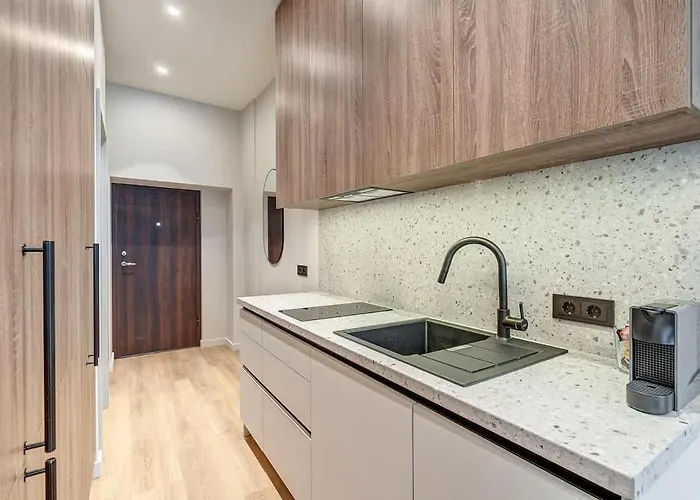 Domillion 5bdr Modern Urban Fourplex So1f Διαμέρισμα *