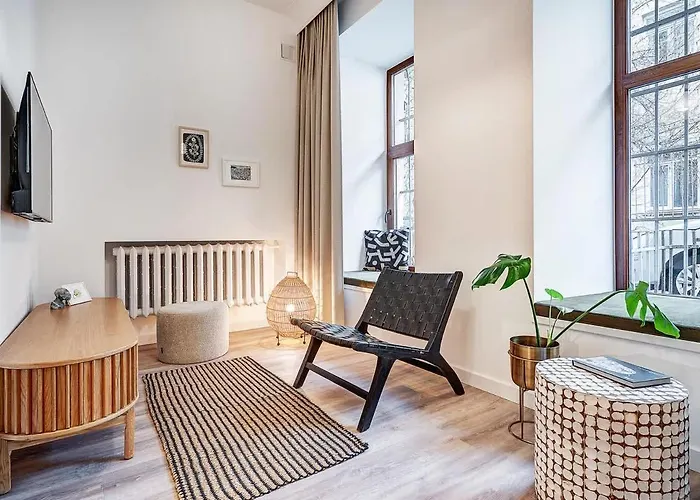 Apartament Domillion 5bdr Modern Urban Fourplex So1f Wilno