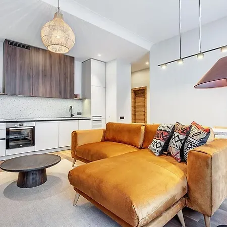 Apartment Domillion 5bdr Modern Urban Fourplex So1f