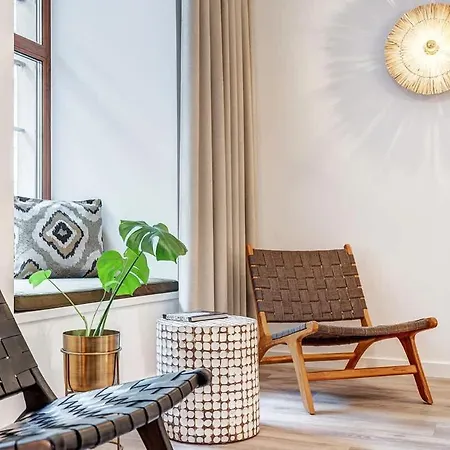 Apartment Domillion 5bdr Modern Urban Fourplex So1f *